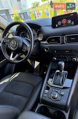 Позашляховик / Кросовер Mazda CX-5 2020 в 