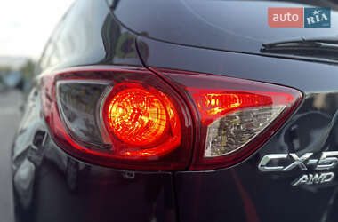 Позашляховик / Кросовер Mazda CX-5 2015 в 