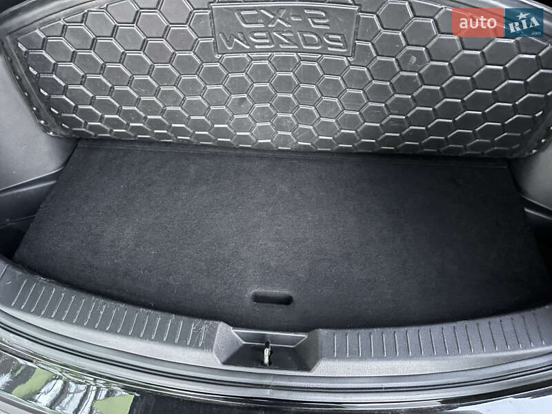 Внедорожник / Кроссовер Mazda CX-5 2015 в Киеве