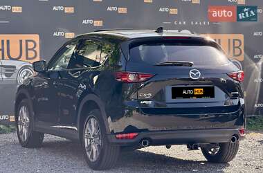 Позашляховик / Кросовер Mazda CX-5 2020 в 