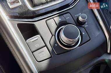 Позашляховик / Кросовер Mazda CX-5 2020 в 