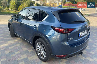 Позашляховик / Кросовер Mazda CX-5 2020 в 