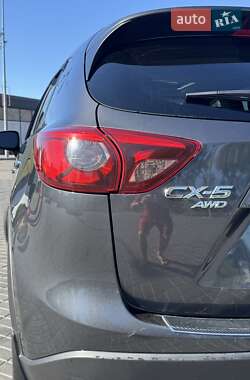 Внедорожник / Кроссовер Mazda CX-5 2015 в 