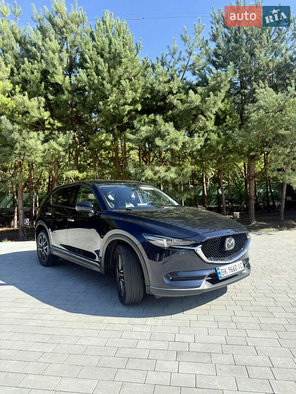 Позашляховик / Кросовер Mazda CX-5 2017 в Луцьку