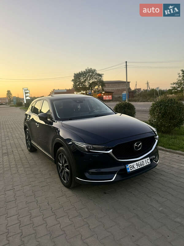 Позашляховик / Кросовер Mazda CX-5 2017 в Луцьку