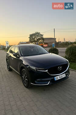 Внедорожник / Кроссовер Mazda CX-5 2017 в 