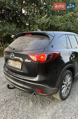 Позашляховик / Кросовер Mazda CX-5 2013 в 