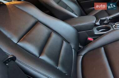 Позашляховик / Кросовер Mazda CX-5 2014 в 