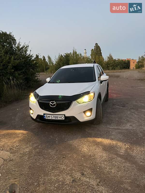 Позашляховик / Кросовер Mazda CX-5 2014 в Коростені