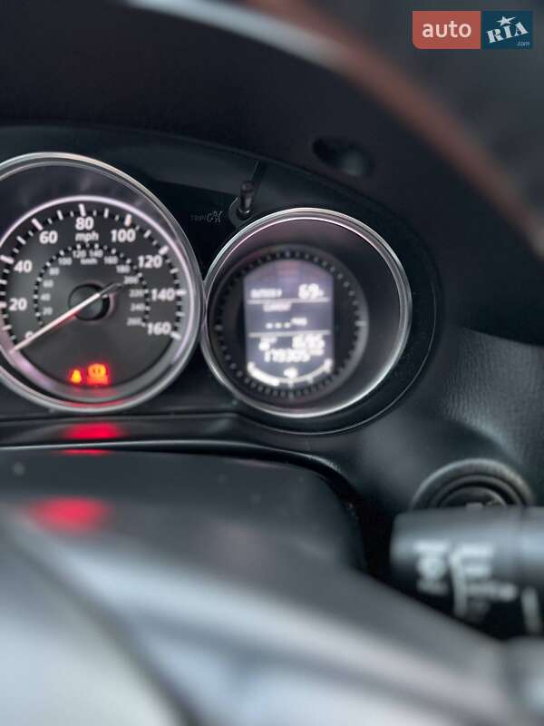 Внедорожник / Кроссовер Mazda CX-5 2012 в Черновцах