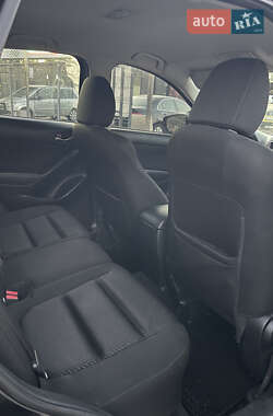 Позашляховик / Кросовер Mazda CX-5 2014 в 