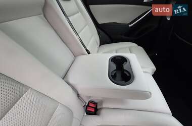 Внедорожник / Кроссовер Mazda CX-5 2016 в 