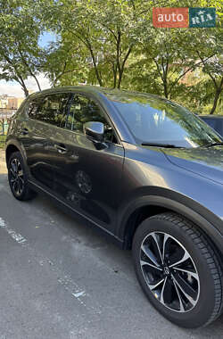 Внедорожник / Кроссовер Mazda CX-5 2023 в 