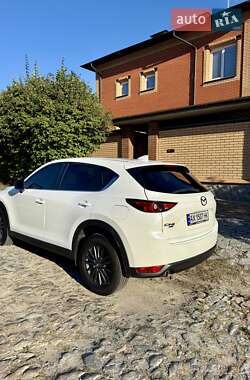 Внедорожник / Кроссовер Mazda CX-5 2018 в 