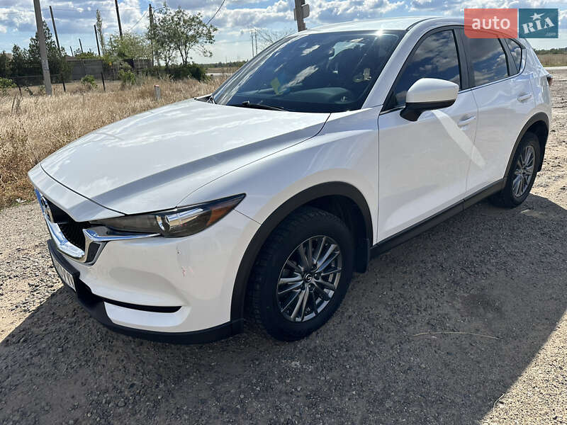 Позашляховик / Кросовер Mazda CX-5 2017 в Одесі