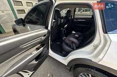 Позашляховик / Кросовер Mazda CX-5 2017 в 