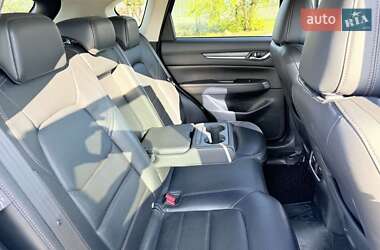 Позашляховик / Кросовер Mazda CX-5 2018 в 