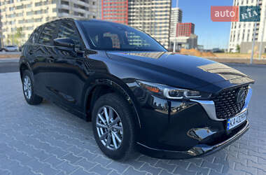 Позашляховик / Кросовер Mazda CX-5 2023 в 