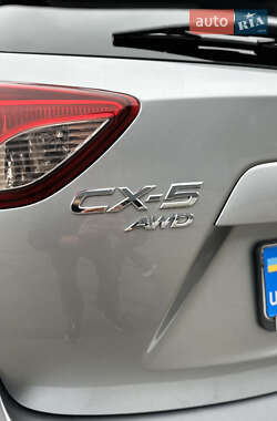 Позашляховик / Кросовер Mazda CX-5 2013 в 