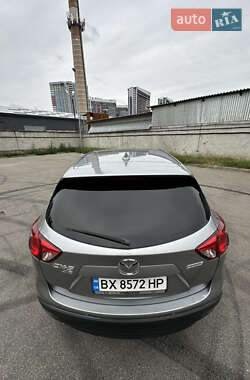 Позашляховик / Кросовер Mazda CX-5 2013 в 