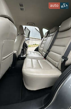 Позашляховик / Кросовер Mazda CX-5 2013 в 