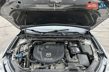 Позашляховик / Кросовер Mazda CX-5 2013 в 