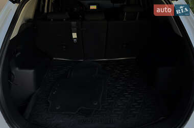 Позашляховик / Кросовер Mazda CX-5 2013 в 