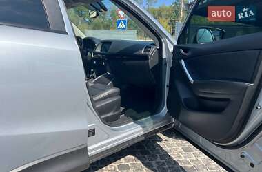Позашляховик / Кросовер Mazda CX-5 2015 в 