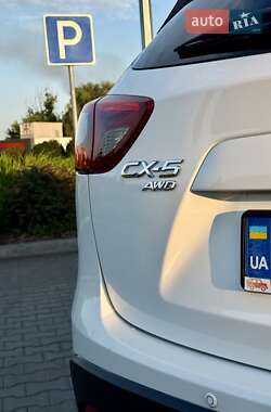 Внедорожник / Кроссовер Mazda CX-5 2015 в 