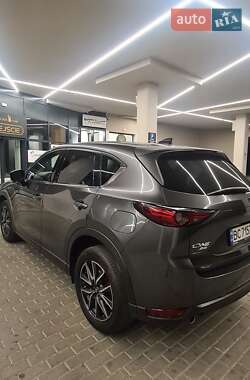 Внедорожник / Кроссовер Mazda CX-5 2017 в 