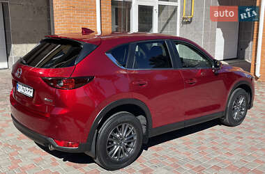 Позашляховик / Кросовер Mazda CX-5 2021 в 