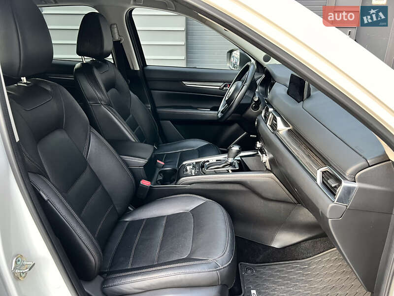 Внедорожник / Кроссовер Mazda CX-5 2017 в Киеве