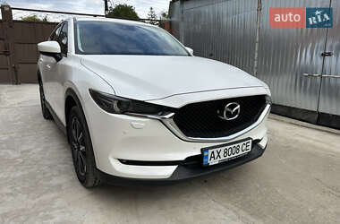 Позашляховик / Кросовер Mazda CX-5 2017 в 