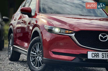 Внедорожник / Кроссовер Mazda CX-5 2017 в 