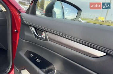 Внедорожник / Кроссовер Mazda CX-5 2017 в 