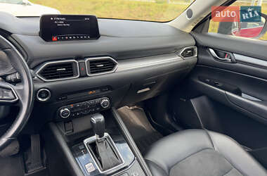 Внедорожник / Кроссовер Mazda CX-5 2017 в 