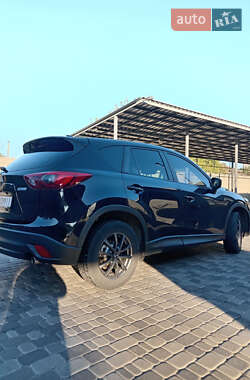 Позашляховик / Кросовер Mazda CX-5 2016 в 