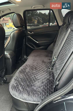 Внедорожник / Кроссовер Mazda CX-5 2015 в 