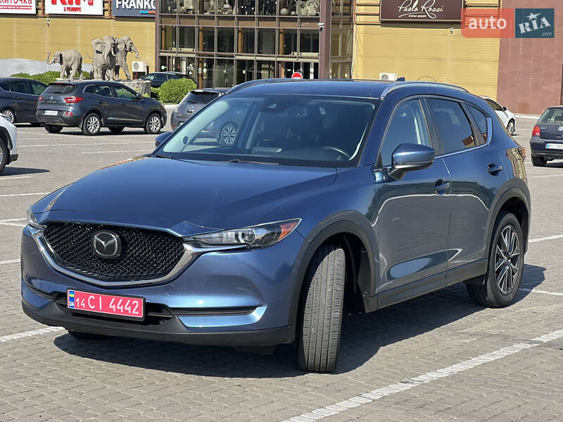 Позашляховик / Кросовер Mazda CX-5 2018 в 