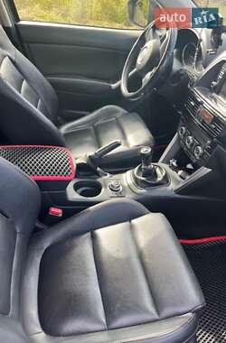 Позашляховик / Кросовер Mazda CX-5 2014 в 