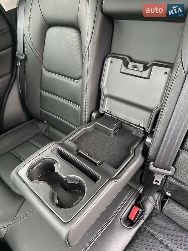 Внедорожник / Кроссовер Mazda CX-5 2023 в Белогородке