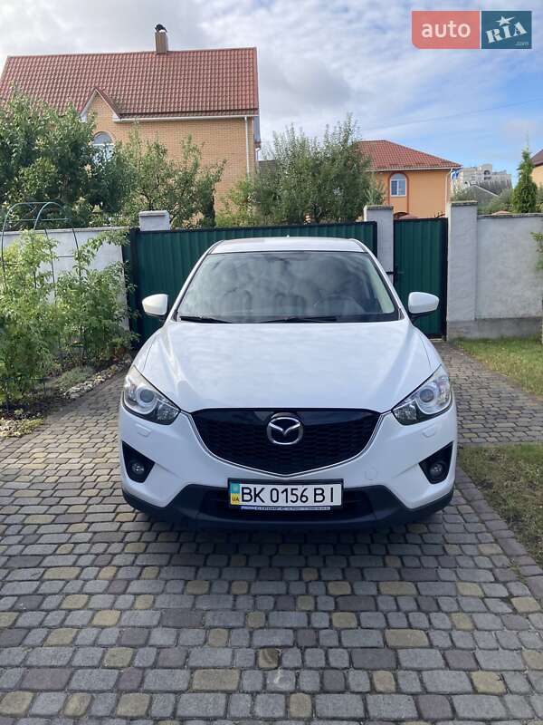 Позашляховик / Кросовер Mazda CX-5 2013 в 