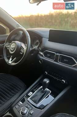 Позашляховик / Кросовер Mazda CX-5 2024 в 