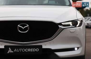 Позашляховик / Кросовер Mazda CX-5 2020 в 