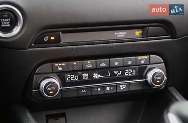 Позашляховик / Кросовер Mazda CX-5 2020 в 