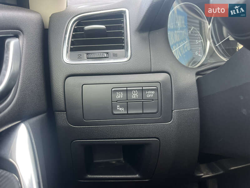 Внедорожник / Кроссовер Mazda CX-5 2016 в Калуше