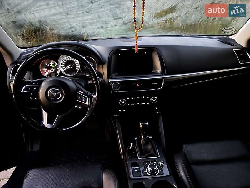 Позашляховик / Кросовер Mazda CX-5 2015 в Рівному