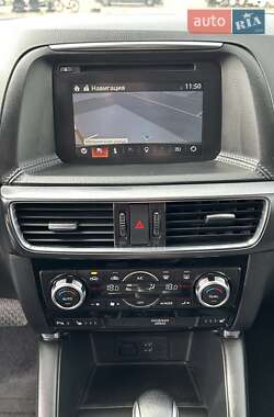 Позашляховик / Кросовер Mazda CX-5 2015 в 