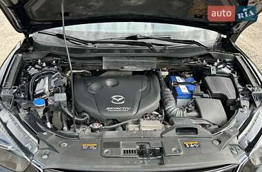 Позашляховик / Кросовер Mazda CX-5 2015 в 