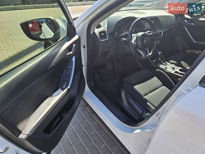 Внедорожник / Кроссовер Mazda CX-5 2017 в Киеве